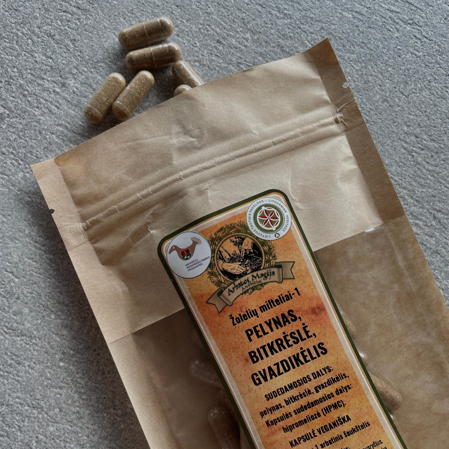 Žolelių mišinys Pelynas, britkrėslė ir gvazdikėlis - kapsulėmis